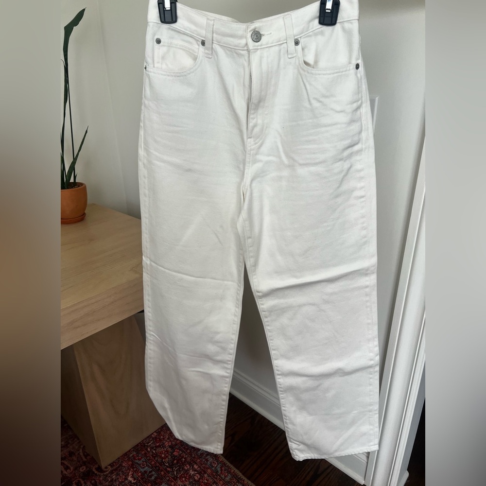 Uniqlo Women’s Straight White Jeans